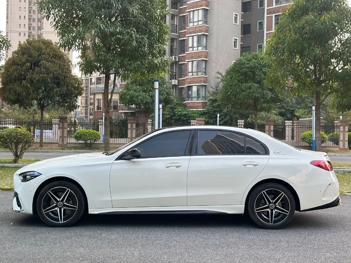 2024 Mercedes-Benz C Class 1.5T 204HP L4 9AT,autocango,china used car exporter,china ev exporter,chinese used car exporter,chinese used ev exporter