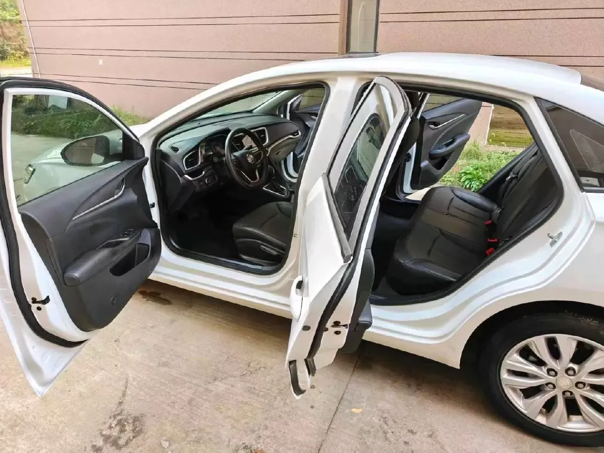 2020 DongFeng Forthing T5 1.5T 156HP L4 6AT,autocango,china used car exporter,china ev exporter,chinese used car exporter,chinese used ev exporter