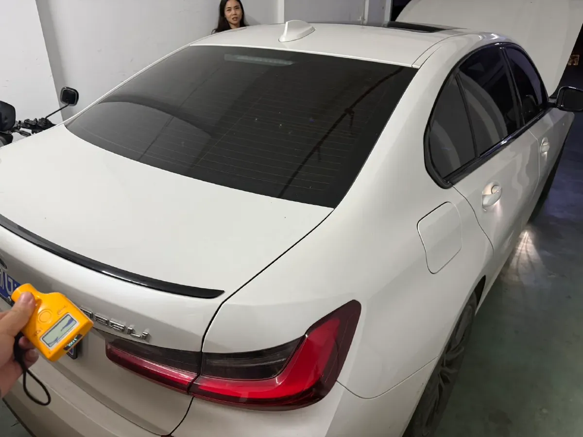 2022 BMW 3 Series 2.0T 184HP L4 8AT,autocango,china used car exporter,china ev exporter,chinese used car exporter,chinese used ev exporter