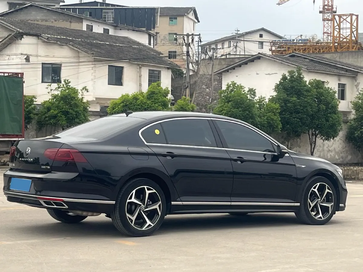 2023 Volkswagen Magotan 2.0T 186HP L4 7DCT,autocango,china used car exporter,china ev exporter,chinese used car exporter,chinese used ev exporter