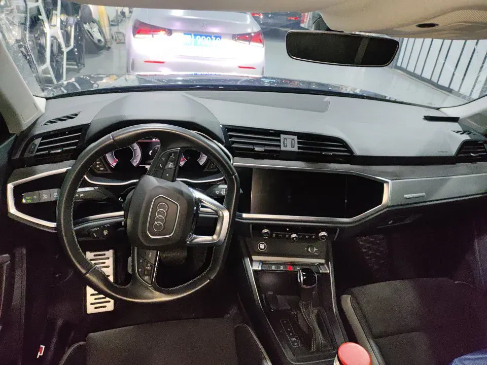 2022 Audi Q3 1.4T 150HP L4 7DCT,autocango,china used car exporter,china ev exporter,chinese used car exporter,chinese used ev exporter