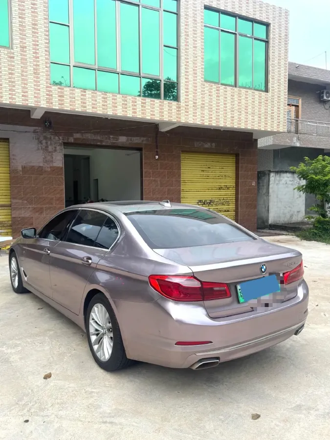 2020 BMW 5 Series 2.0T 184HP L4 8AT PHEV 17.7KWH,autocango,china used car exporter,china ev exporter,chinese used car exporter,chinese used ev exporter