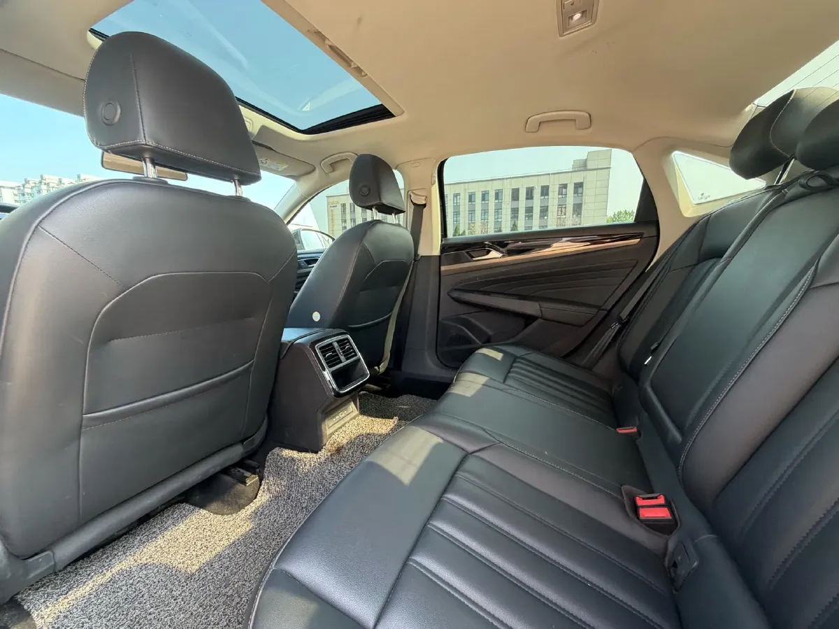 2020 Volkswagen Passat 1.4T 150HP L4 7DCT,autocango,china used car exporter,china ev exporter,chinese used car exporter,chinese used ev exporter