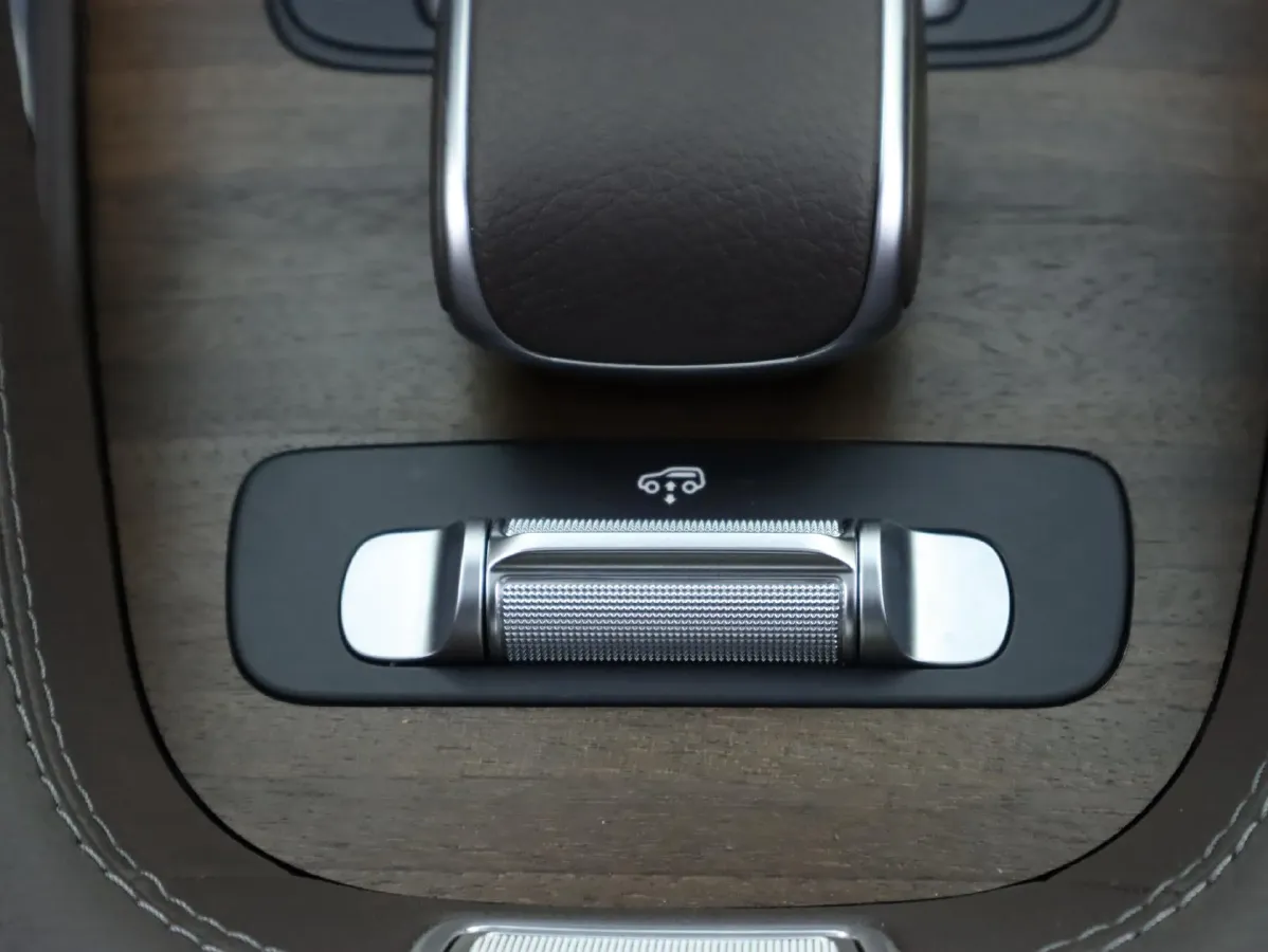 2022 Mercedes-Benz GLS Class 3.0T 367HP L6 9AT,autocango,china used car exporter,china ev exporter,chinese used car exporter,chinese used ev exporter