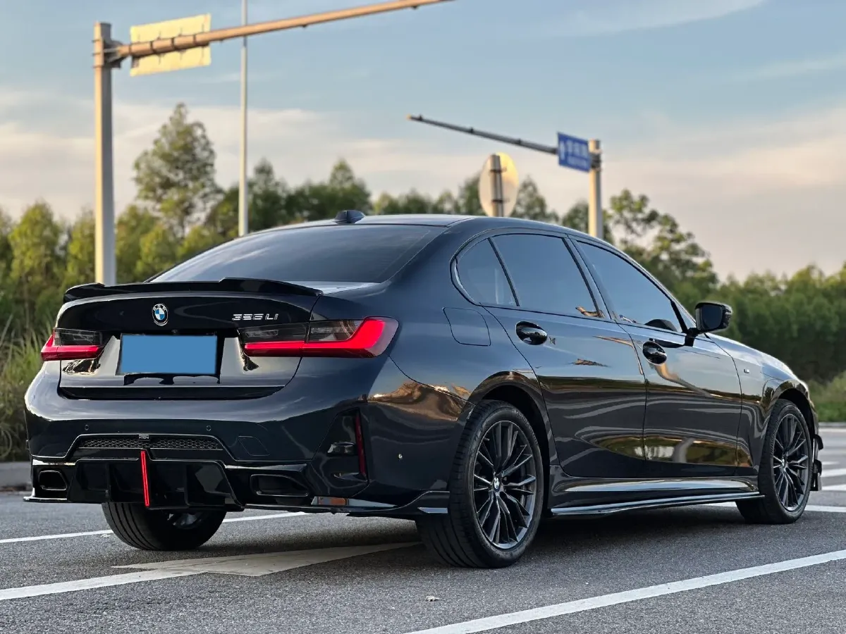 2023 BMW 3 Series 2.0T 184HP L4 8AT,autocango,china used car exporter,china ev exporter,chinese used car exporter,chinese used ev exporter