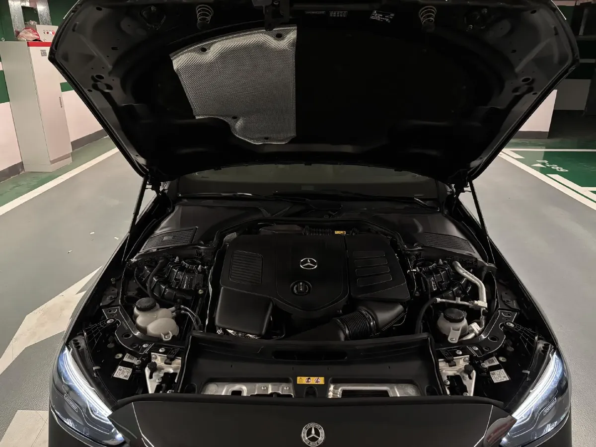 2024 Mercedes-Benz C Class 1.5T 170HP L4 9AT,autocango,china used car exporter,china ev exporter,chinese used car exporter,chinese used ev exporter