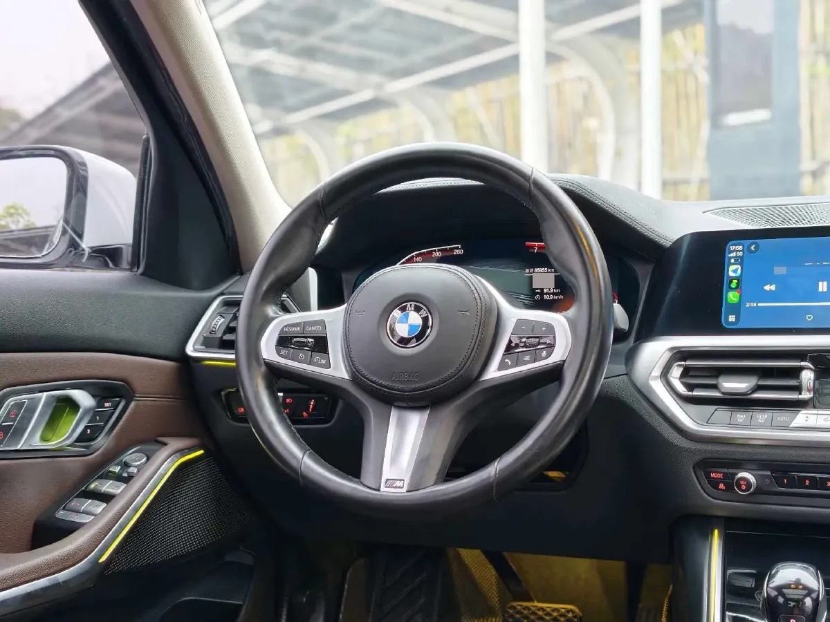2022 BMW 3 Series 2.0T 156HP L4 8AT,autocango,china used car exporter,china ev exporter,chinese used car exporter,chinese used ev exporter