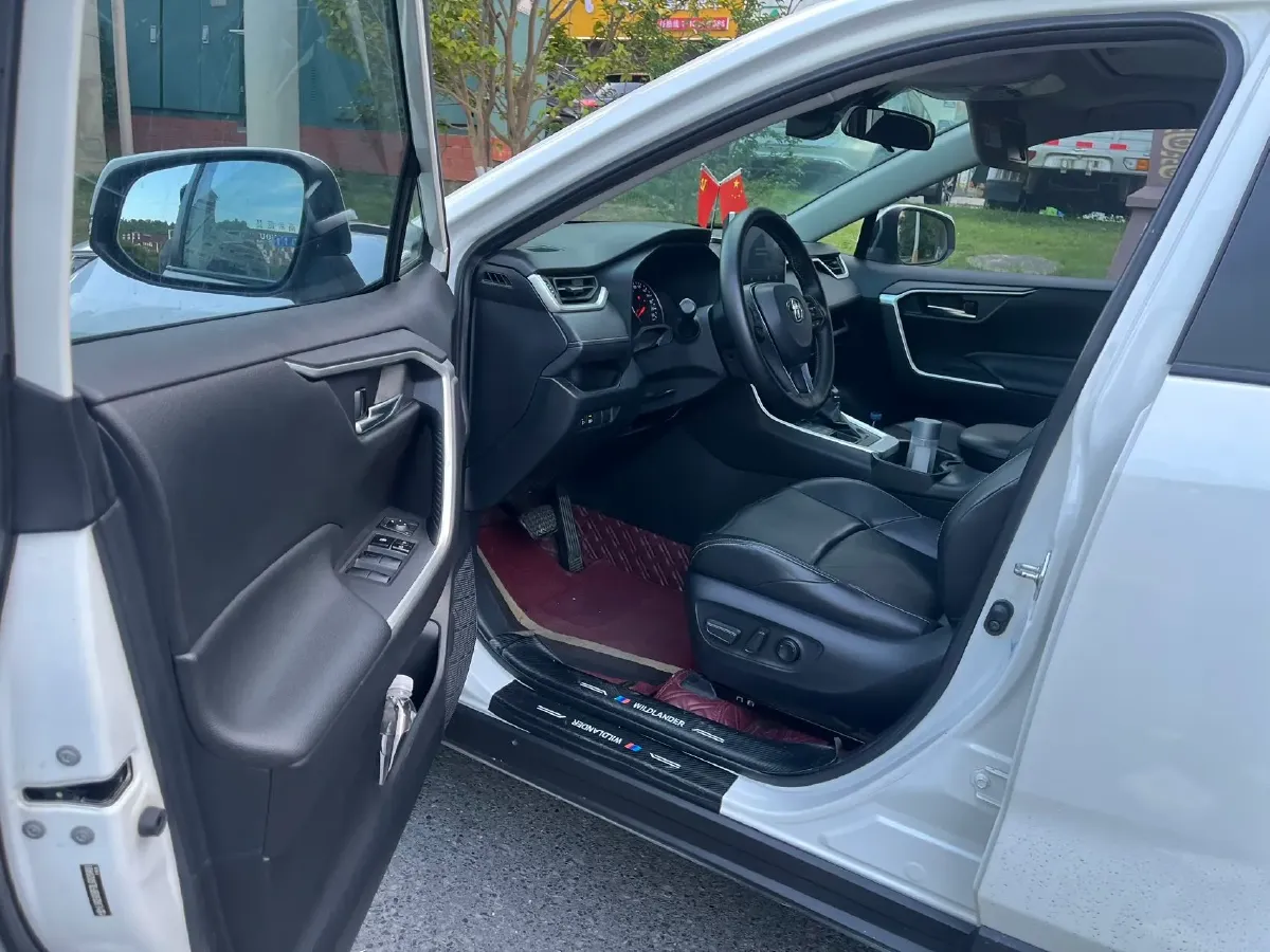 2020 Toyota Wildlander 2.0L 171HP L4 CVT,autocango,china used car exporter,china ev exporter,chinese used car exporter,chinese used ev exporter