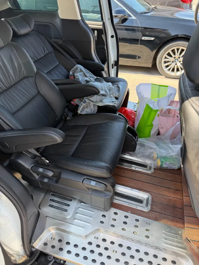 2021 Honda Odyssey 2.0L 146HP L4 E-CVT Hybrid,autocango,china used car exporter,china ev exporter,chinese used car exporter,chinese used ev exporter