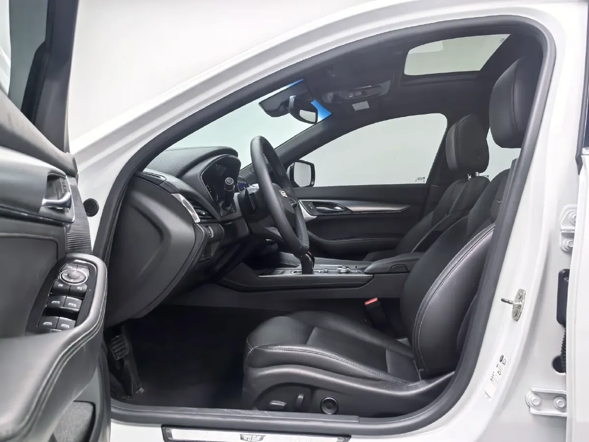 2020 Cadillac CT5 2.0T 237HP L4 10AT,autocango,china used car exporter,china ev exporter,chinese used car exporter,chinese used ev exporter