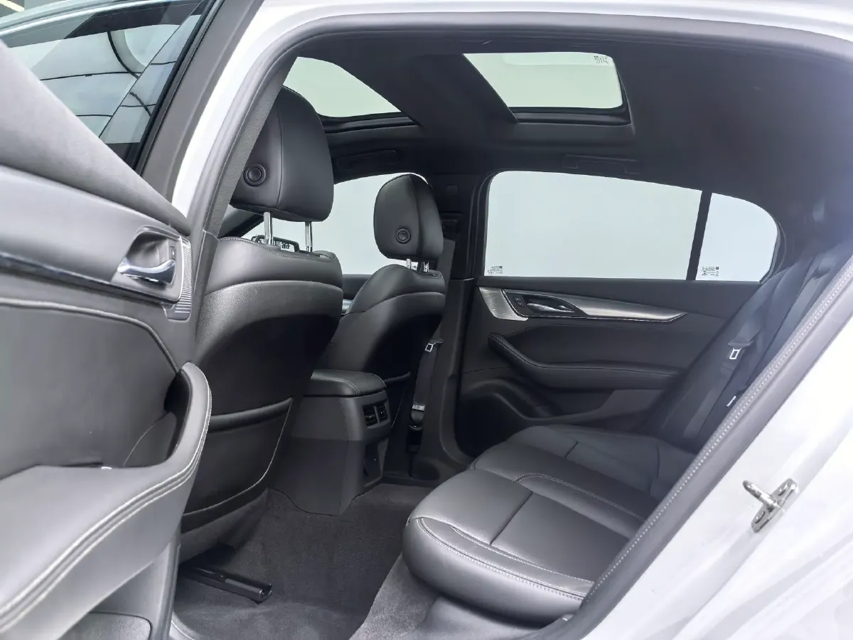 2020 Cadillac CT5 2.0T 237HP L4 10AT,autocango,china used car exporter,china ev exporter,chinese used car exporter,chinese used ev exporter