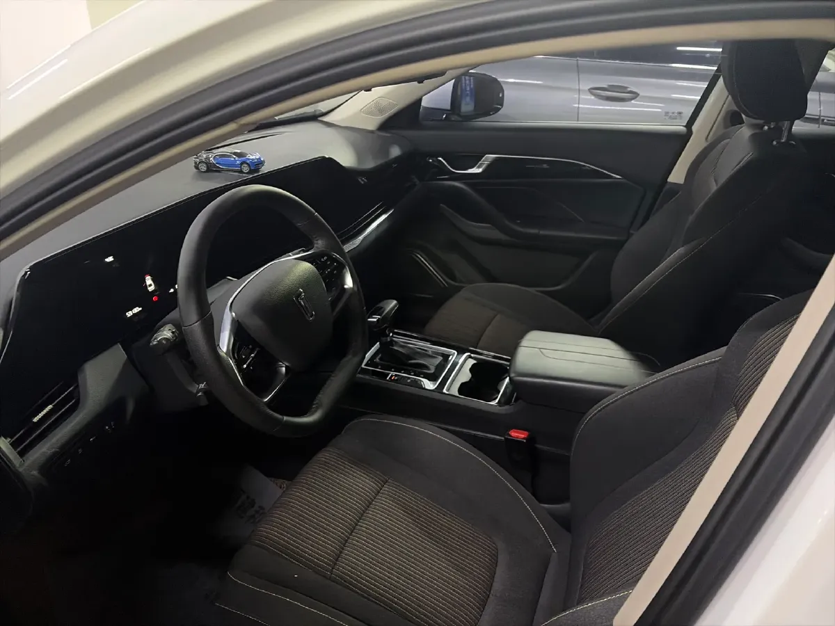 2021 Bestune B70 1.5T 169HP L4 7DCT,autocango,china used car exporter,china ev exporter,chinese used car exporter,chinese used ev exporter