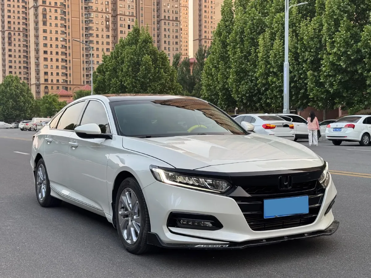 2018 Honda Accord 1.5T 194HP L4 CVT,autocango,china used car exporter,china ev exporter,chinese used car exporter,chinese used ev exporter