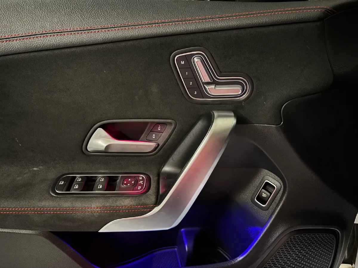 2022 Mercedes-Benz CLA Class 1.3T 163HP L4 7DCT,autocango,china used car exporter,china ev exporter,chinese used car exporter,chinese used ev exporter