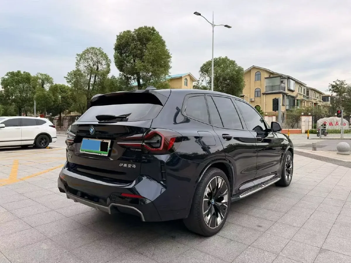 2024 BMW iX3 BEV 80KWH,autocango,china used car exporter,china ev exporter,chinese used car exporter,chinese used ev exporter
