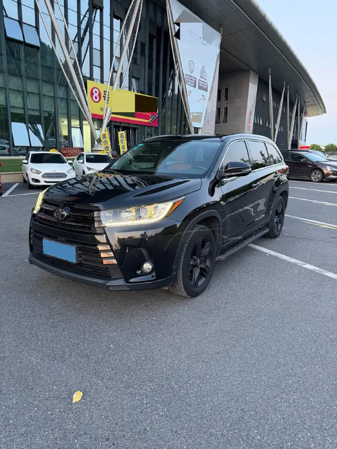 2020 Toyota Highlander 2.0T 220HP L4 6AT,autocango,china used car exporter,china ev exporter,chinese used car exporter,chinese used ev exporter