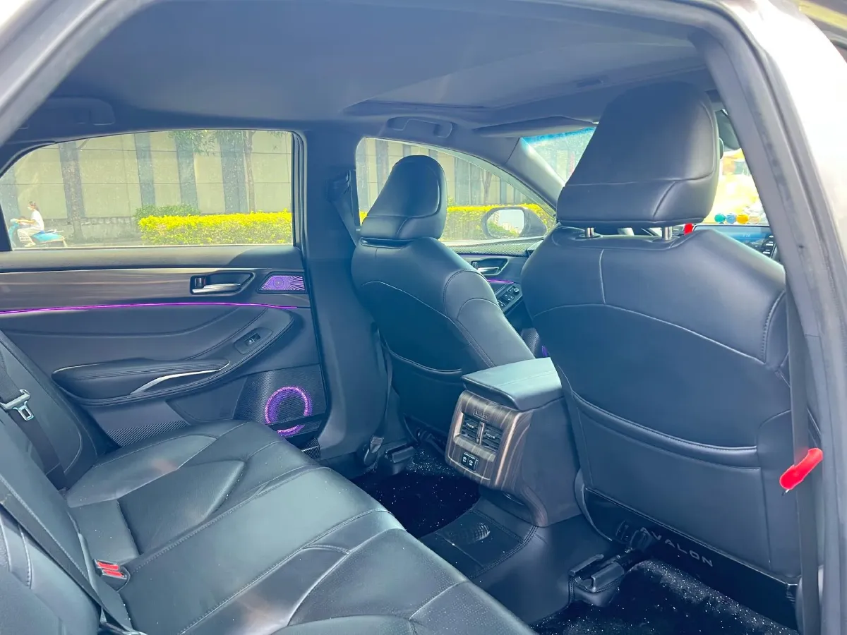 2019 Toyota Avalon 2.0L 178HP L4 CVT,autocango,china used car exporter,china ev exporter,chinese used car exporter,chinese used ev exporter