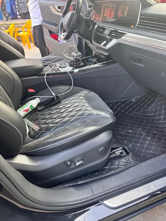 2019 HongQi HS5 2.0T 224HP L4 6AT,autocango,china used car exporter,china ev exporter,chinese used car exporter,chinese used ev exporter