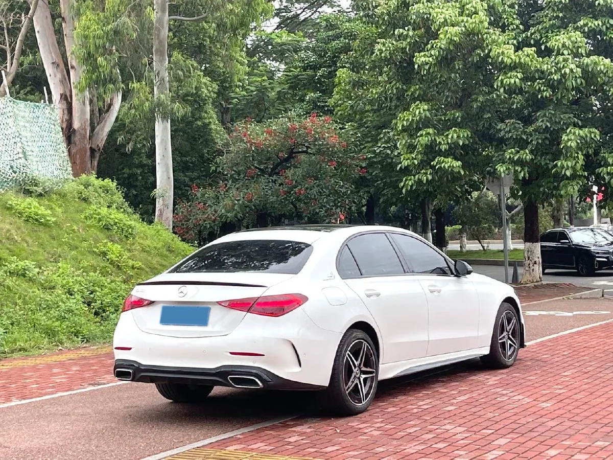2024 Mercedes-Benz C Class 1.5T 204HP L4 9AT,autocango,china used car exporter,china ev exporter,chinese used car exporter,chinese used ev exporter