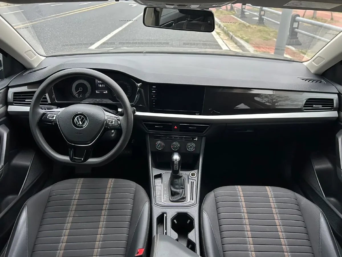 2021 Volkswagen Lavida 1.4T 150HP L4 7DCT,autocango,china used car exporter,china ev exporter,chinese used car exporter,chinese used ev exporter