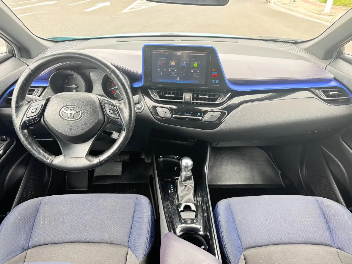2018 Toyota C-HR 2.0L 171HP L4 CVT,autocango,china used car exporter,china ev exporter,chinese used car exporter,chinese used ev exporter