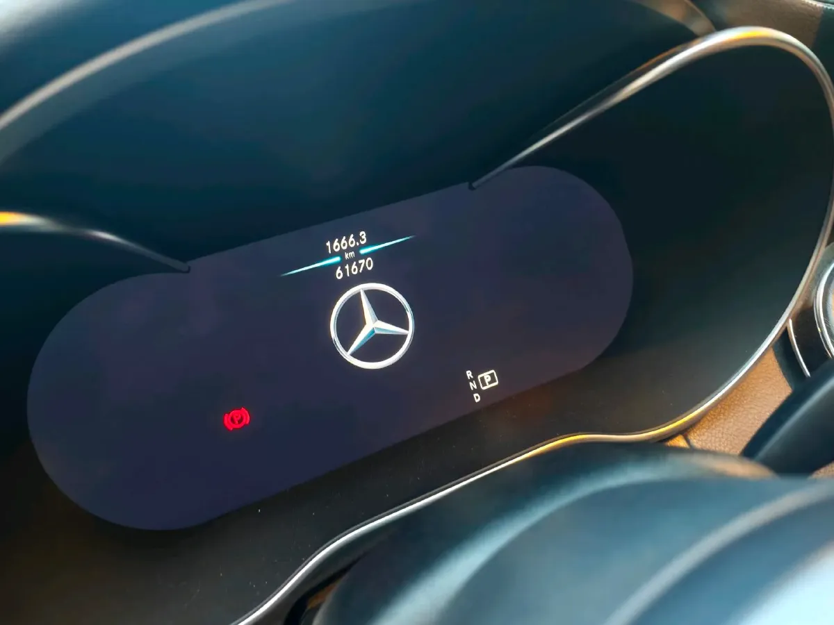 2020 Mercedes-Benz C Class 1.5T 184HP L4 9AT,autocango,china used car exporter,china ev exporter,chinese used car exporter,chinese used ev exporter