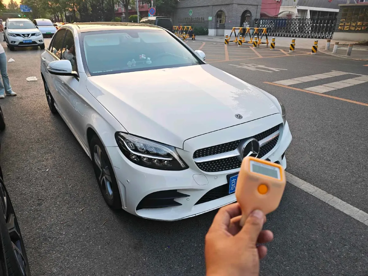 2020 Mercedes-Benz C Class 1.5T 184HP L4 9AT,autocango,china used car exporter,china ev exporter,chinese used car exporter,chinese used ev exporter