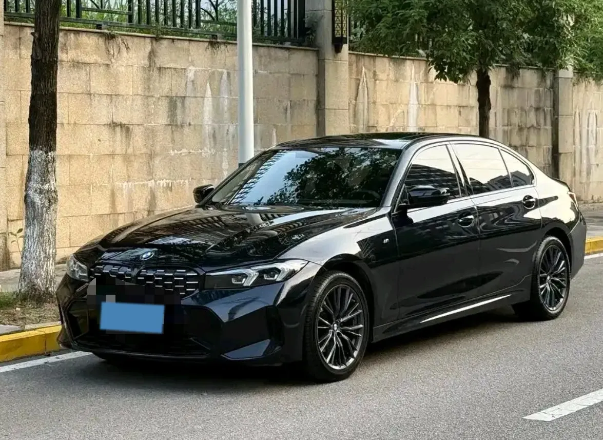 2024 BMW 3 Series 2.0T 184HP L4 8AT,autocango,china used car exporter,china ev exporter,chinese used car exporter,chinese used ev exporter
