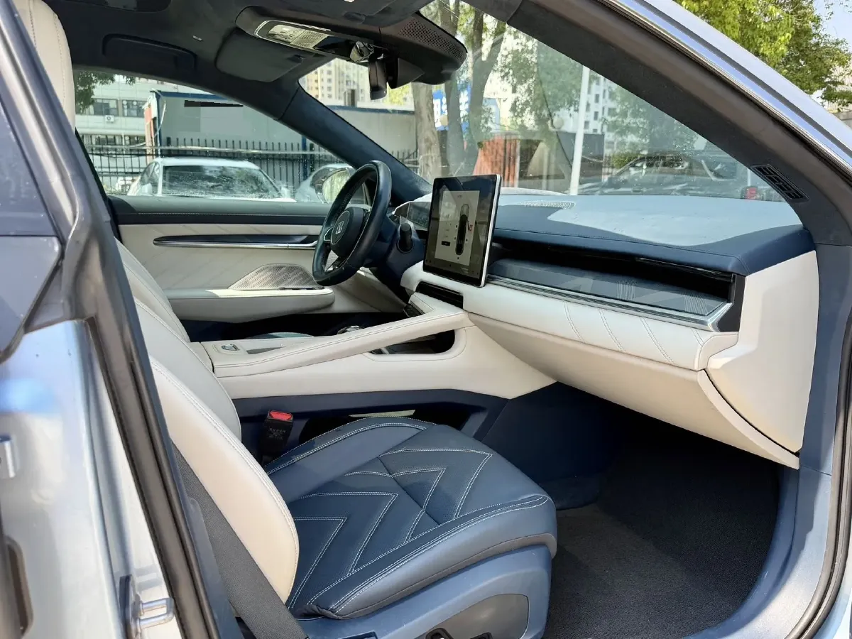 2022 Zeekr 001 BEV 86KWH,autocango,china used car exporter,china ev exporter,chinese used car exporter,chinese used ev exporter