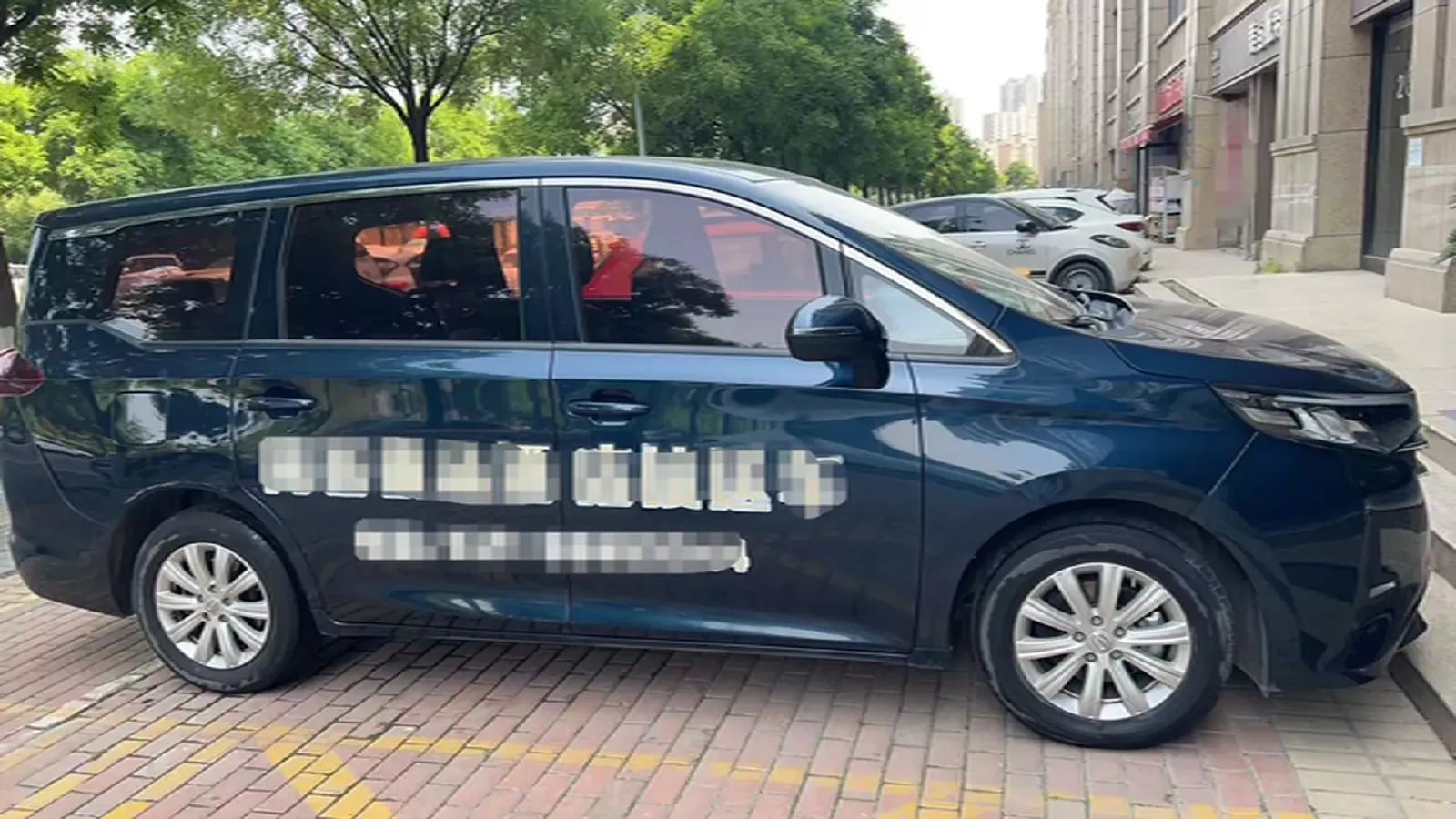 2021 GAC Trumpchi M6 1.5T 169HP L4 7DCT,autocango,china used car exporter,china ev exporter,chinese used car exporter,chinese used ev exporter