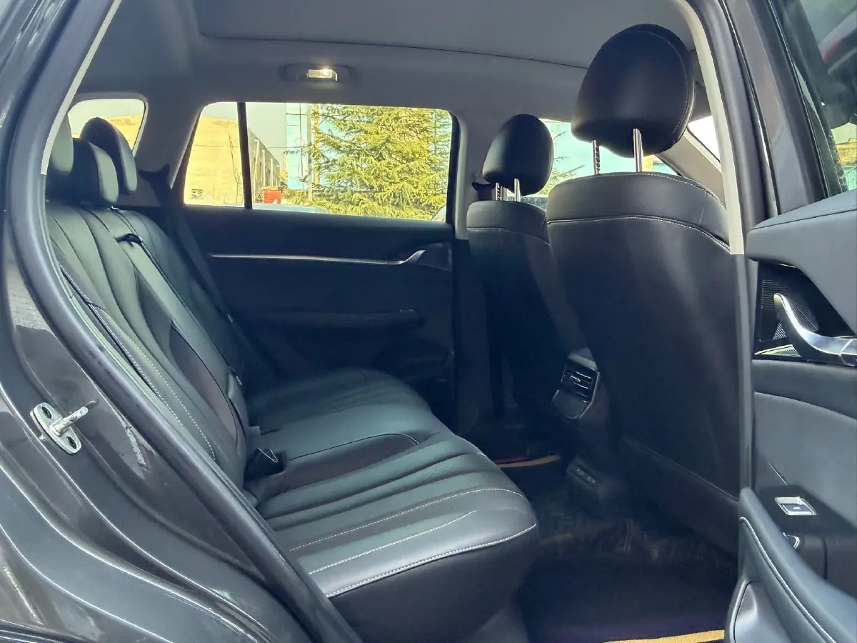 2022 Roewe RX5 MAX 1.5T 181HP L4 6AT,autocango,china used car exporter,china ev exporter,chinese used car exporter,chinese used ev exporter