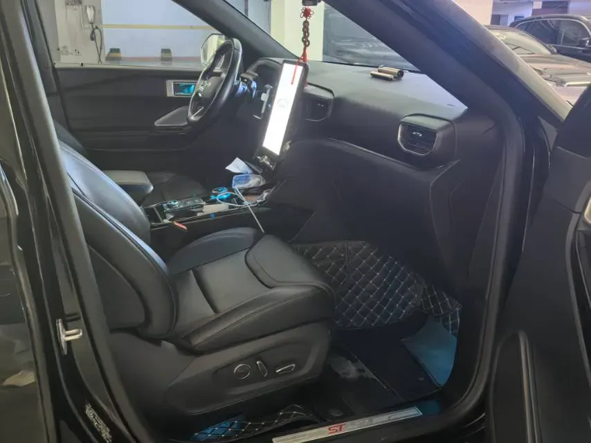 2020 Ford Explorer 2.3T 276HP L4 10AT,autocango,china used car exporter,china ev exporter,chinese used car exporter,chinese used ev exporter