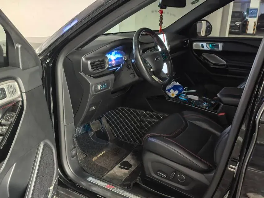2020 Ford Explorer 2.3T 276HP L4 10AT,autocango,china used car exporter,china ev exporter,chinese used car exporter,chinese used ev exporter