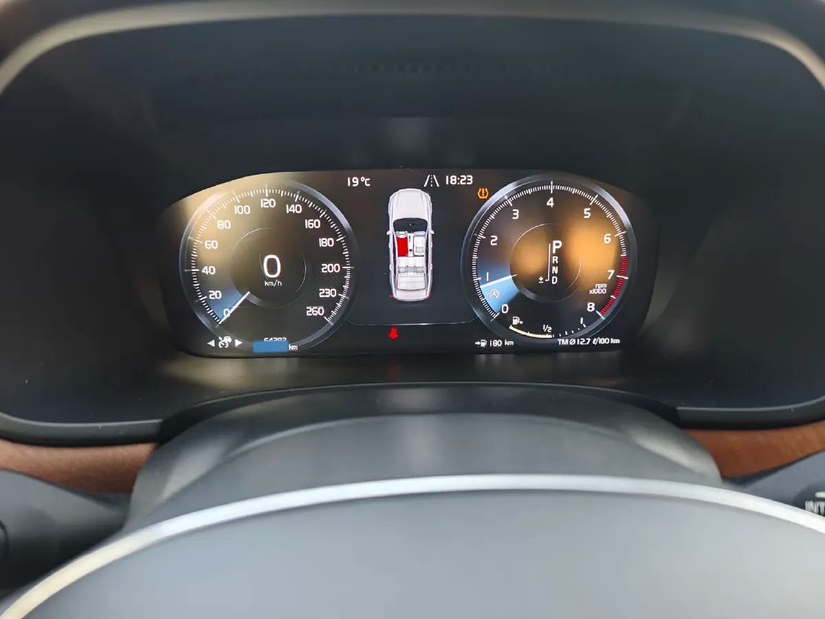 2020 Volvo S90 2.0T 254HP L4 8AT,autocango,china used car exporter,china ev exporter,chinese used car exporter,chinese used ev exporter