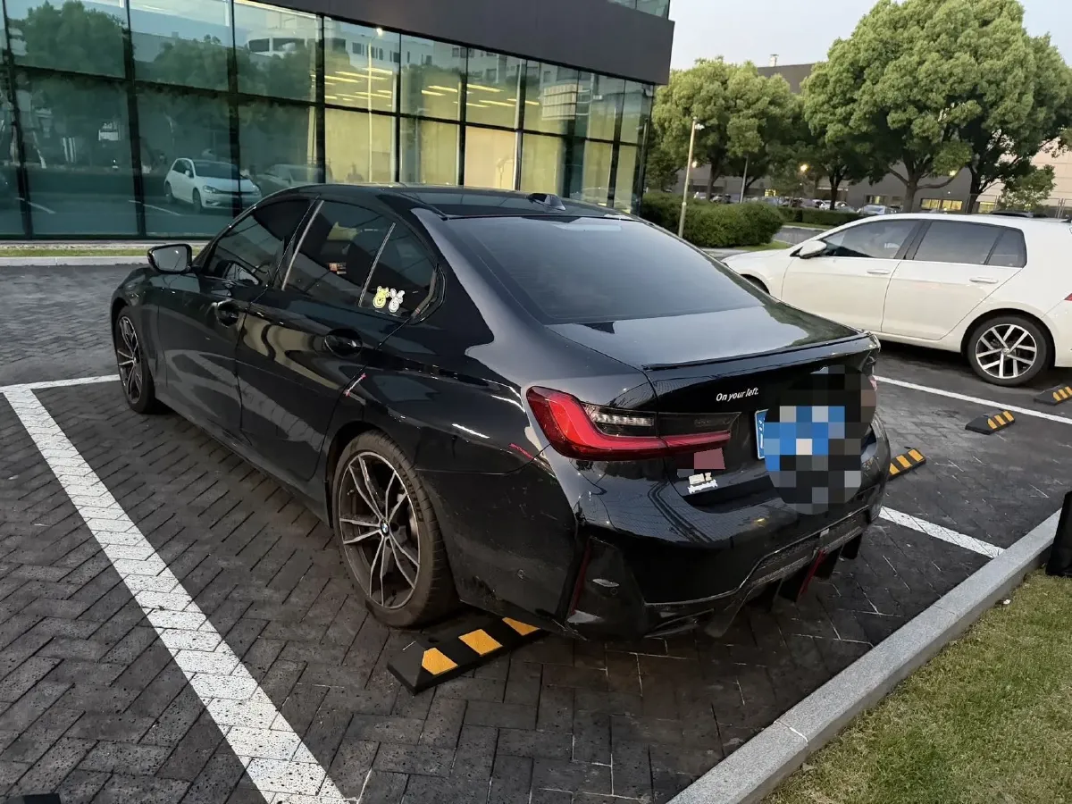 2023 BMW 3 Series 2.0T 245HP L4 8AT,autocango,china used car exporter,china ev exporter,chinese used car exporter,chinese used ev exporter