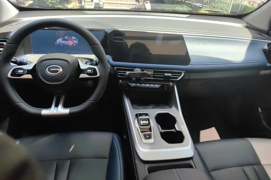 2023 GAC Trumpchi GS3 1.5T 177HP L4 7DCT,autocango,china used car exporter,china ev exporter,chinese used car exporter,chinese used ev exporter