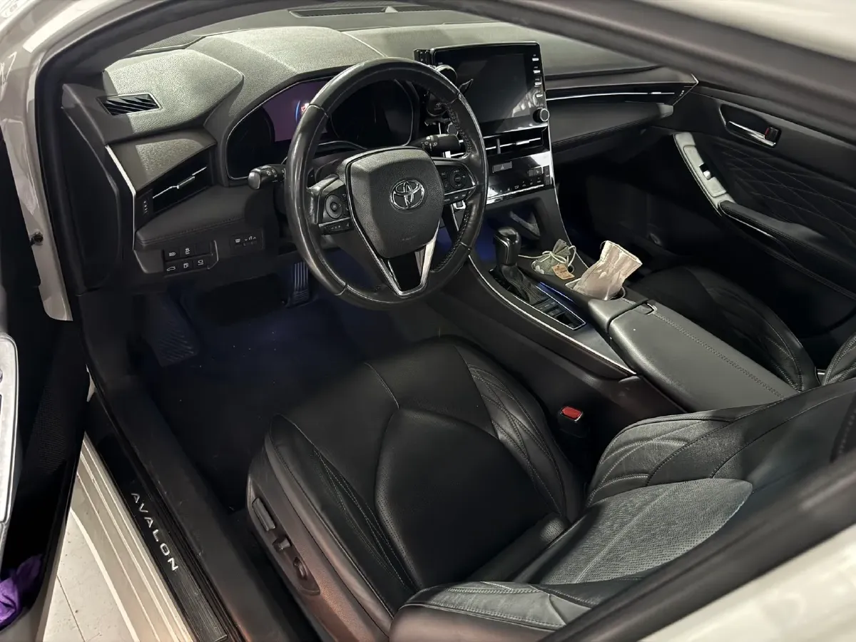 2019 Toyota Avalon 2.5L 209HP L4 8AT,autocango,china used car exporter,china ev exporter,chinese used car exporter,chinese used ev exporter