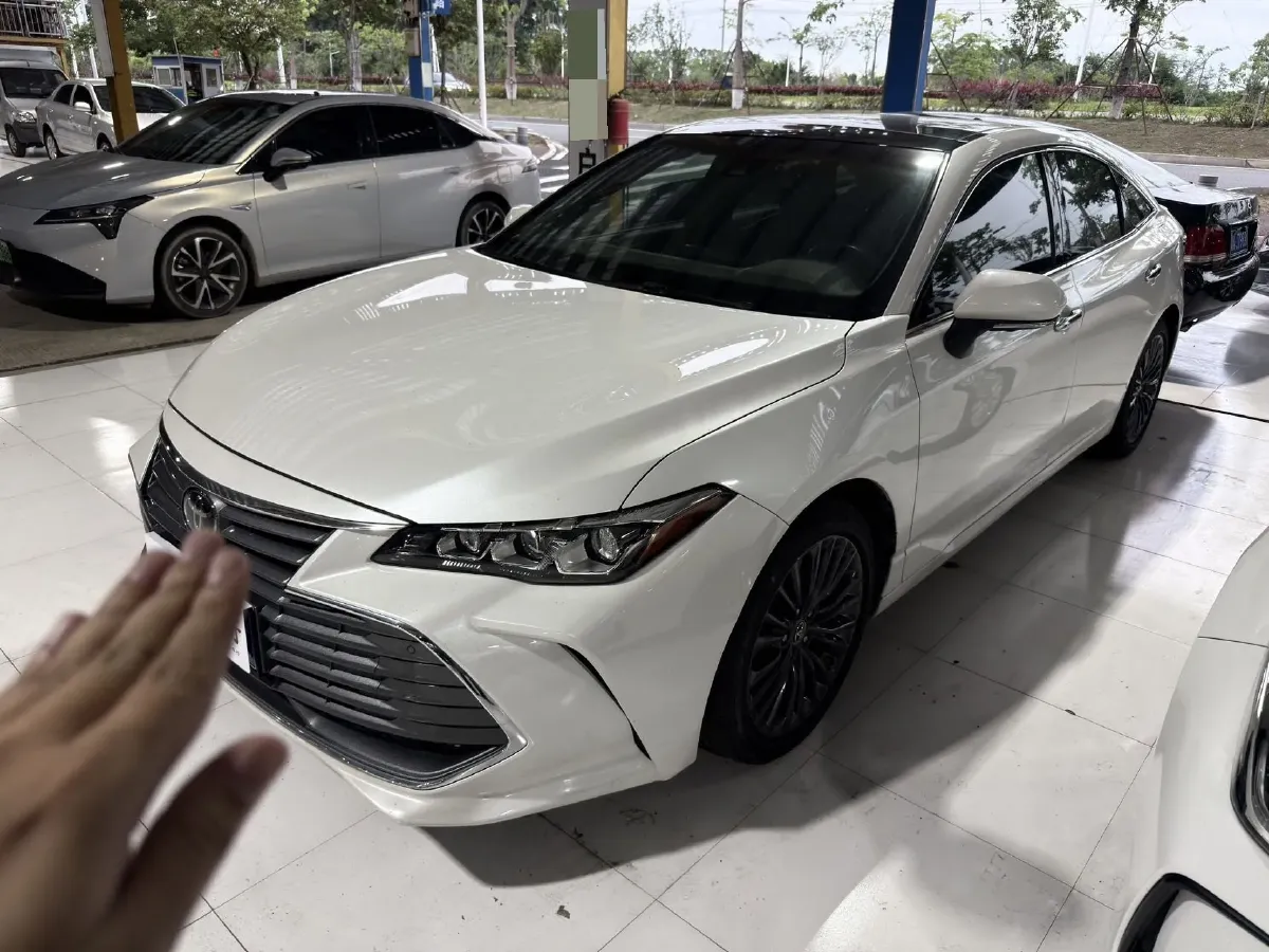 2019 Toyota Avalon 2.5L 209HP L4 8AT,autocango,china used car exporter,china ev exporter,chinese used car exporter,chinese used ev exporter