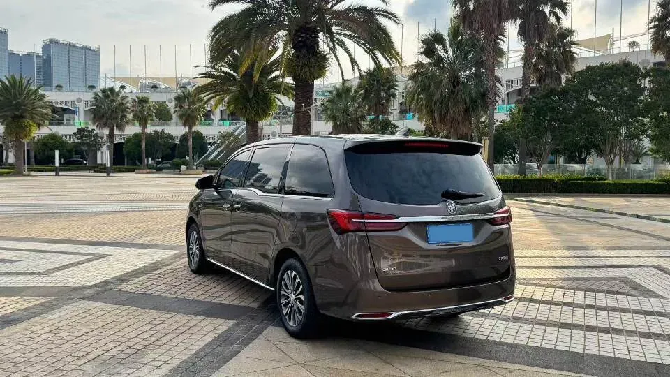 2023 Buick GL8 2.0T 237HP L4 9AT,autocango,china used car exporter,china ev exporter,chinese used car exporter,chinese used ev exporter