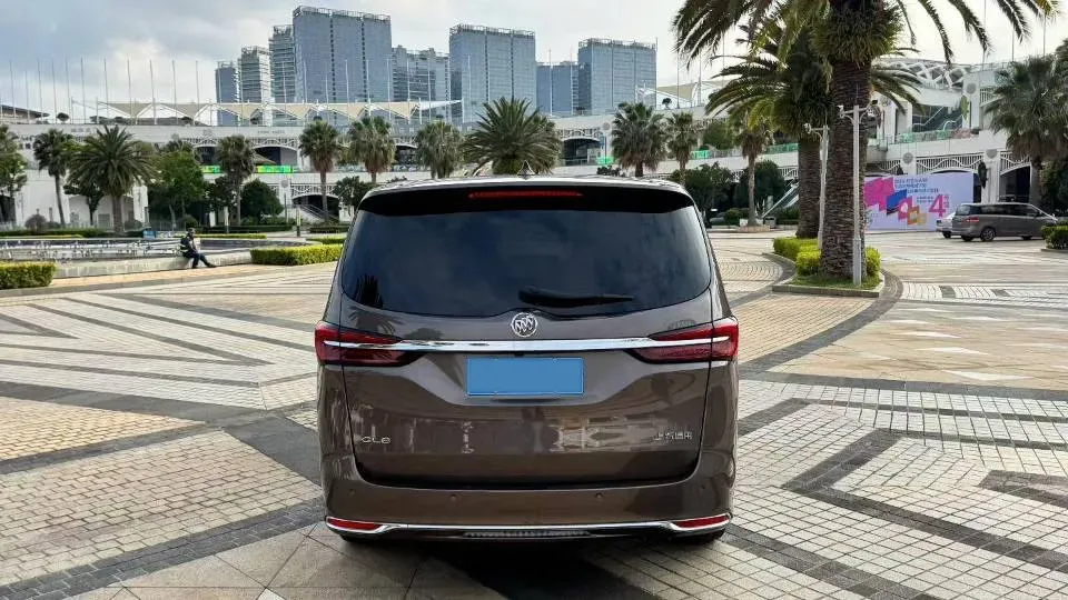 2023 Buick GL8 2.0T 237HP L4 9AT,autocango,china used car exporter,china ev exporter,chinese used car exporter,chinese used ev exporter
