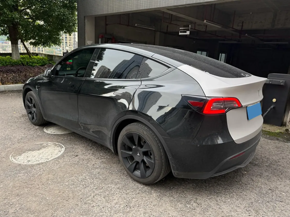 2022 Tesla Model Y BEV 60KWH,autocango,china used car exporter,china ev exporter,chinese used car exporter,chinese used ev exporter