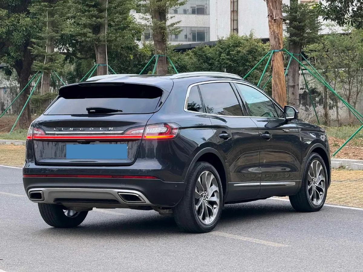 2021 Lincoln Nautilus 2.0T 245HP L4 8AT,autocango,china used car exporter,china ev exporter,chinese used car exporter,chinese used ev exporter