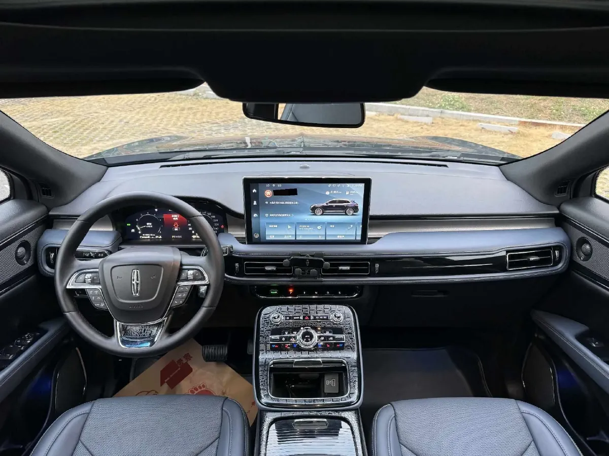 2021 Lincoln Nautilus 2.0T 245HP L4 8AT,autocango,china used car exporter,china ev exporter,chinese used car exporter,chinese used ev exporter