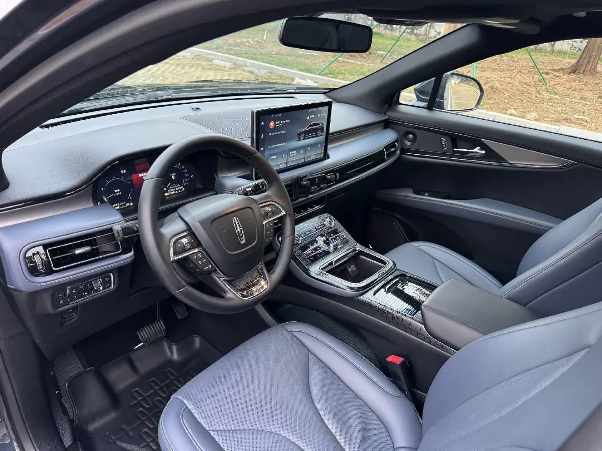 2021 Lincoln Nautilus 2.0T 245HP L4 8AT,autocango,china used car exporter,china ev exporter,chinese used car exporter,chinese used ev exporter
