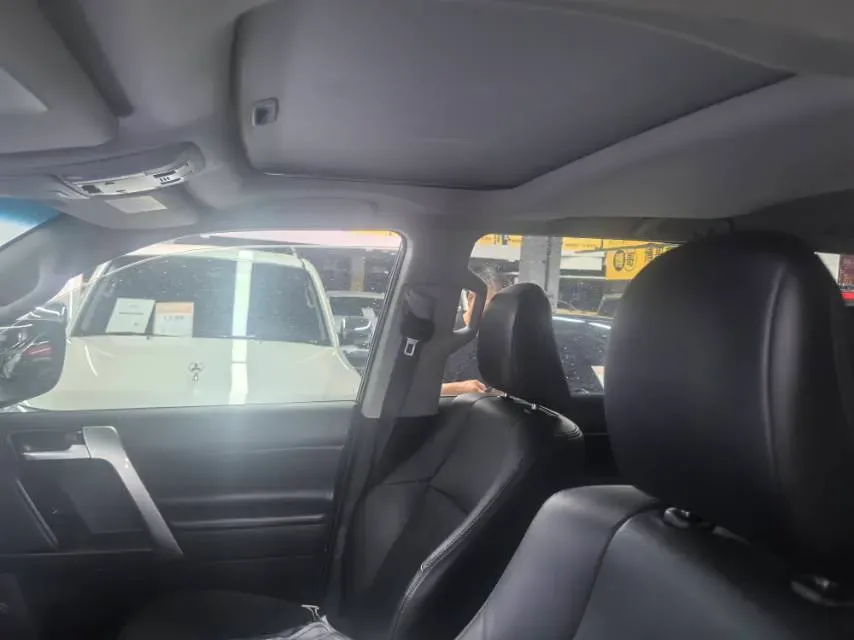 2019 Toyota Land Cruiser Prado 3.5L 280HP V6 6AT,autocango,china used car exporter,china ev exporter,chinese used car exporter,chinese used ev exporter