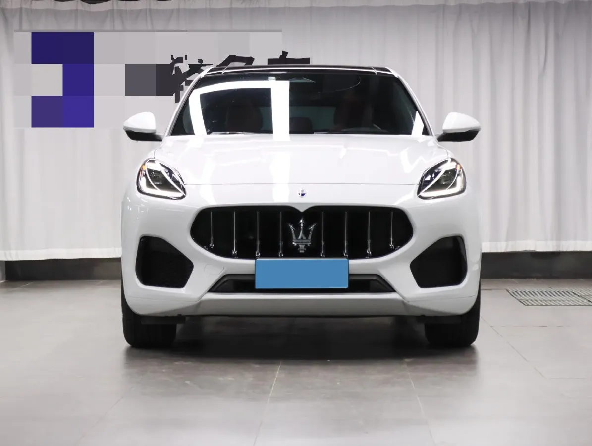 2023 Maserati Grecale 2.0T 300HP L4 8AT,autocango,china used car exporter,china ev exporter,chinese used car exporter,chinese used ev exporter