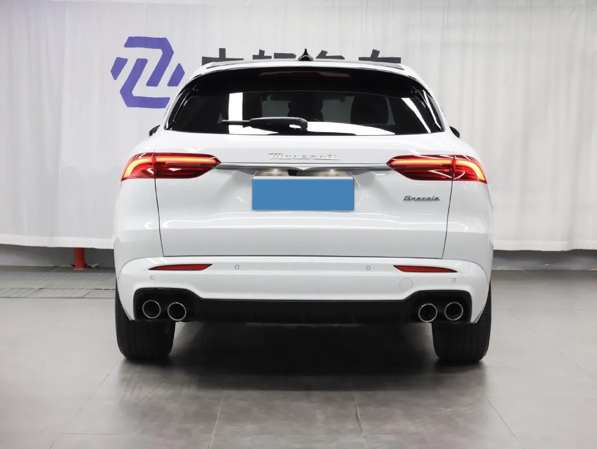 2023 Maserati Grecale 2.0T 300HP L4 8AT,autocango,china used car exporter,china ev exporter,chinese used car exporter,chinese used ev exporter