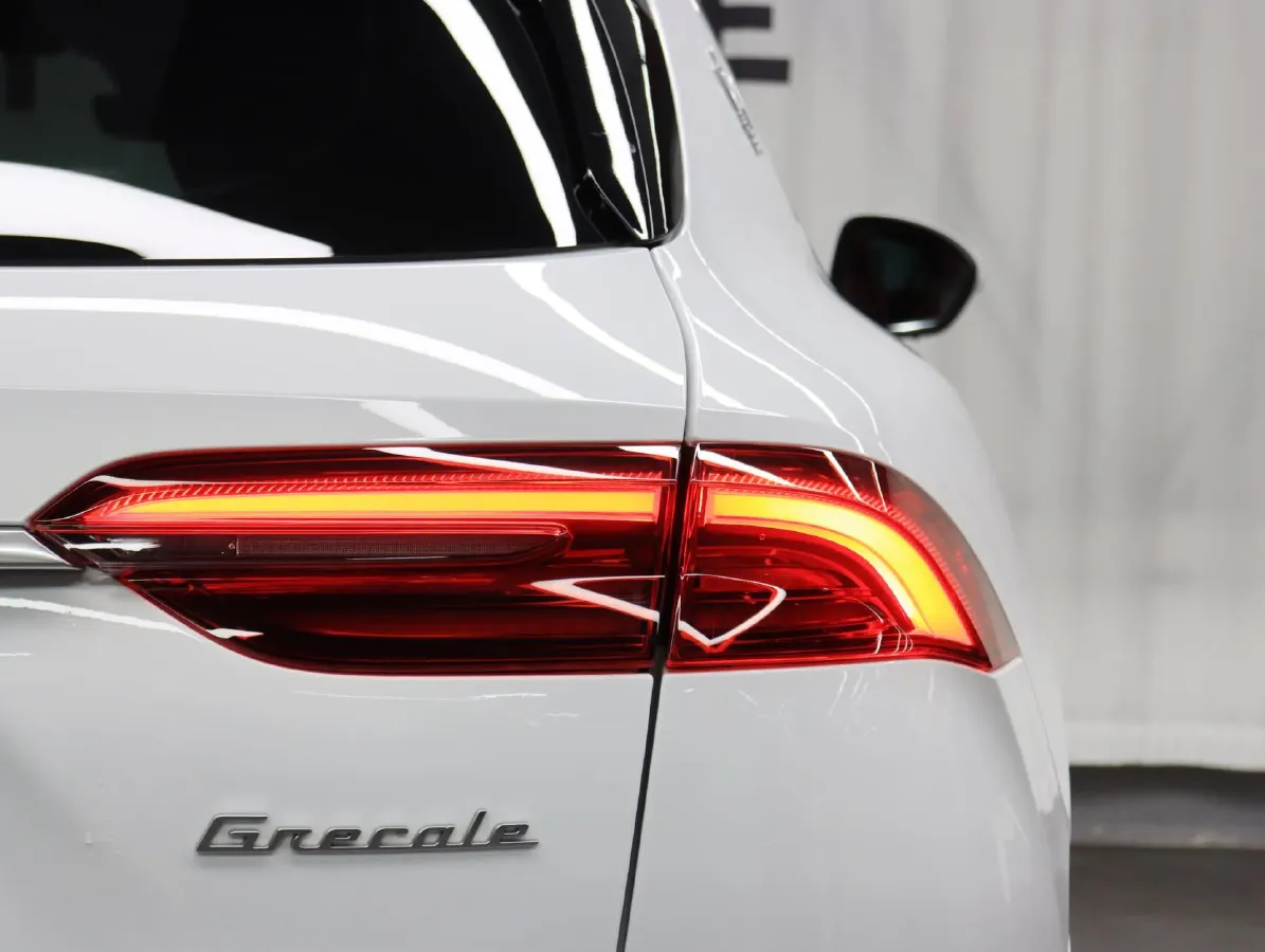 2023 Maserati Grecale 2.0T 300HP L4 8AT,autocango,china used car exporter,china ev exporter,chinese used car exporter,chinese used ev exporter