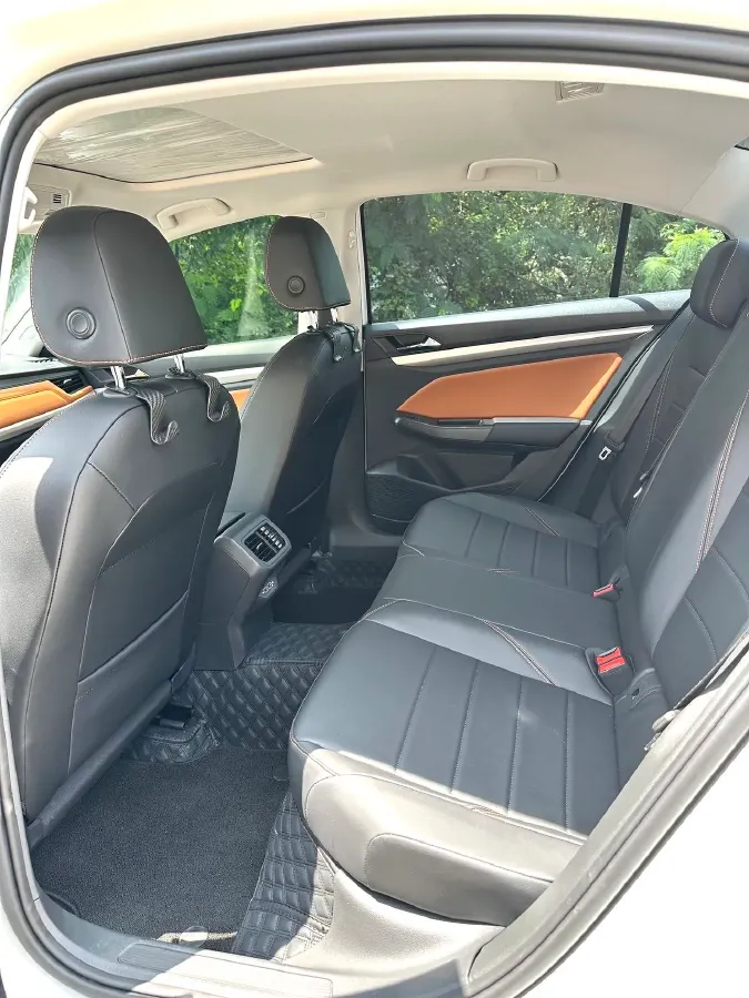 2023 Volkswagen Bora 1.2T 116HP L4 7DCT,autocango,china used car exporter,china ev exporter,chinese used car exporter,chinese used ev exporter