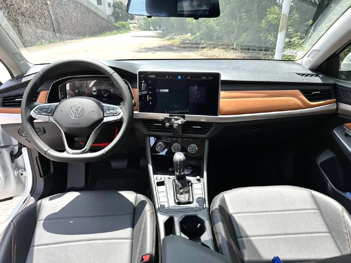 2023 Volkswagen Bora 1.2T 116HP L4 7DCT,autocango,china used car exporter,china ev exporter,chinese used car exporter,chinese used ev exporter